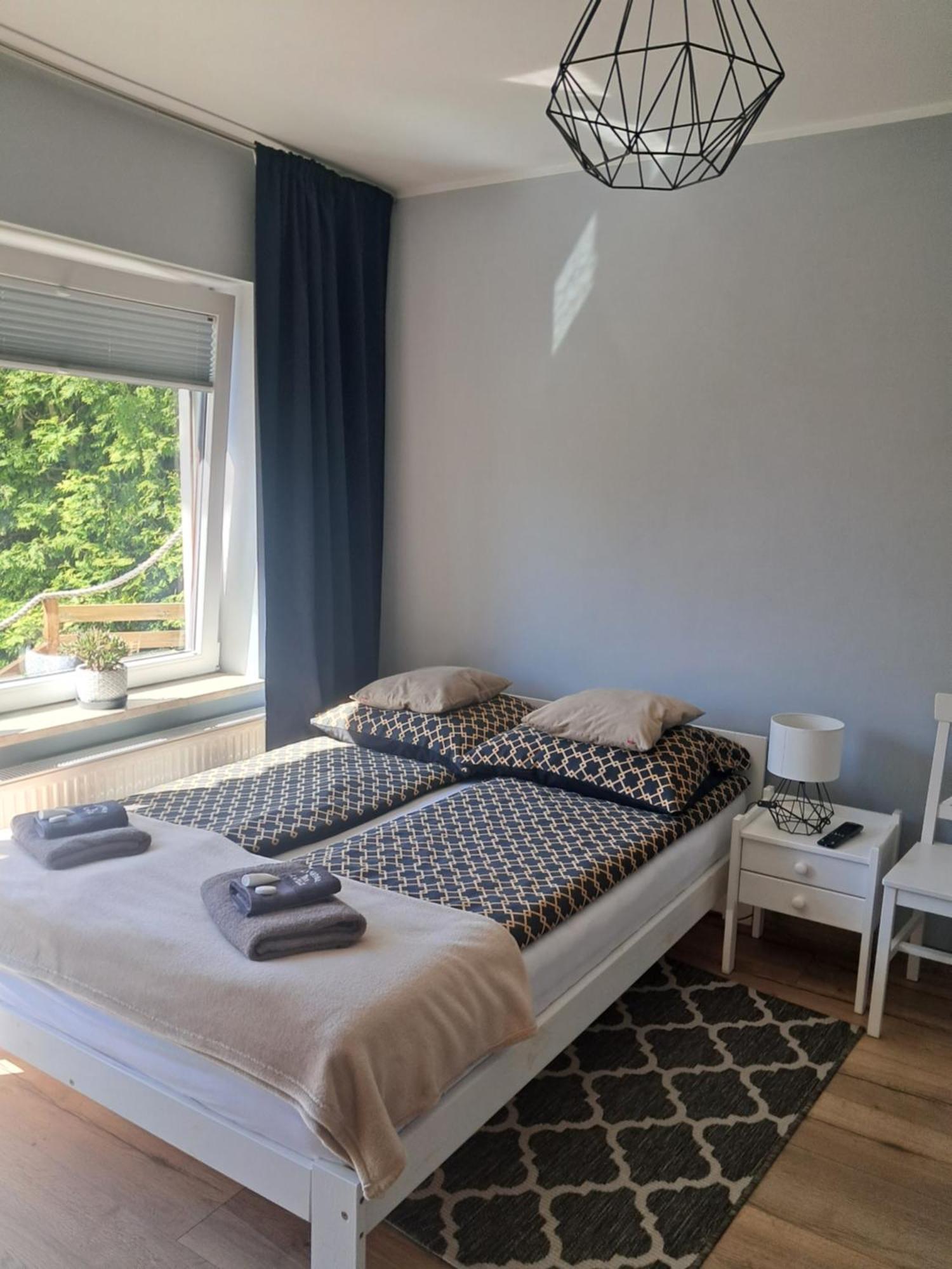 Zamkowe Zacisze Apartment ชอร์ชติน ภายนอก รูปภาพ