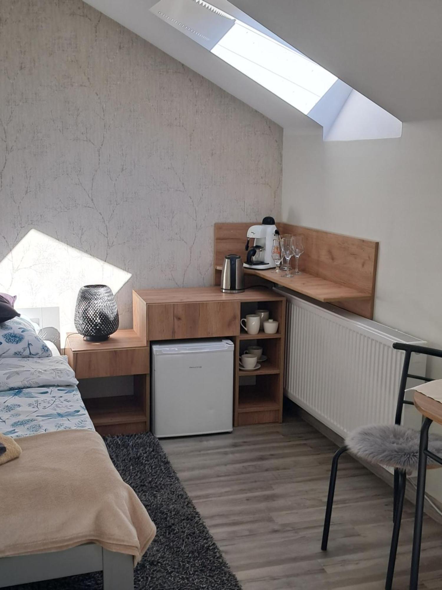 Zamkowe Zacisze Apartment ชอร์ชติน ภายนอก รูปภาพ