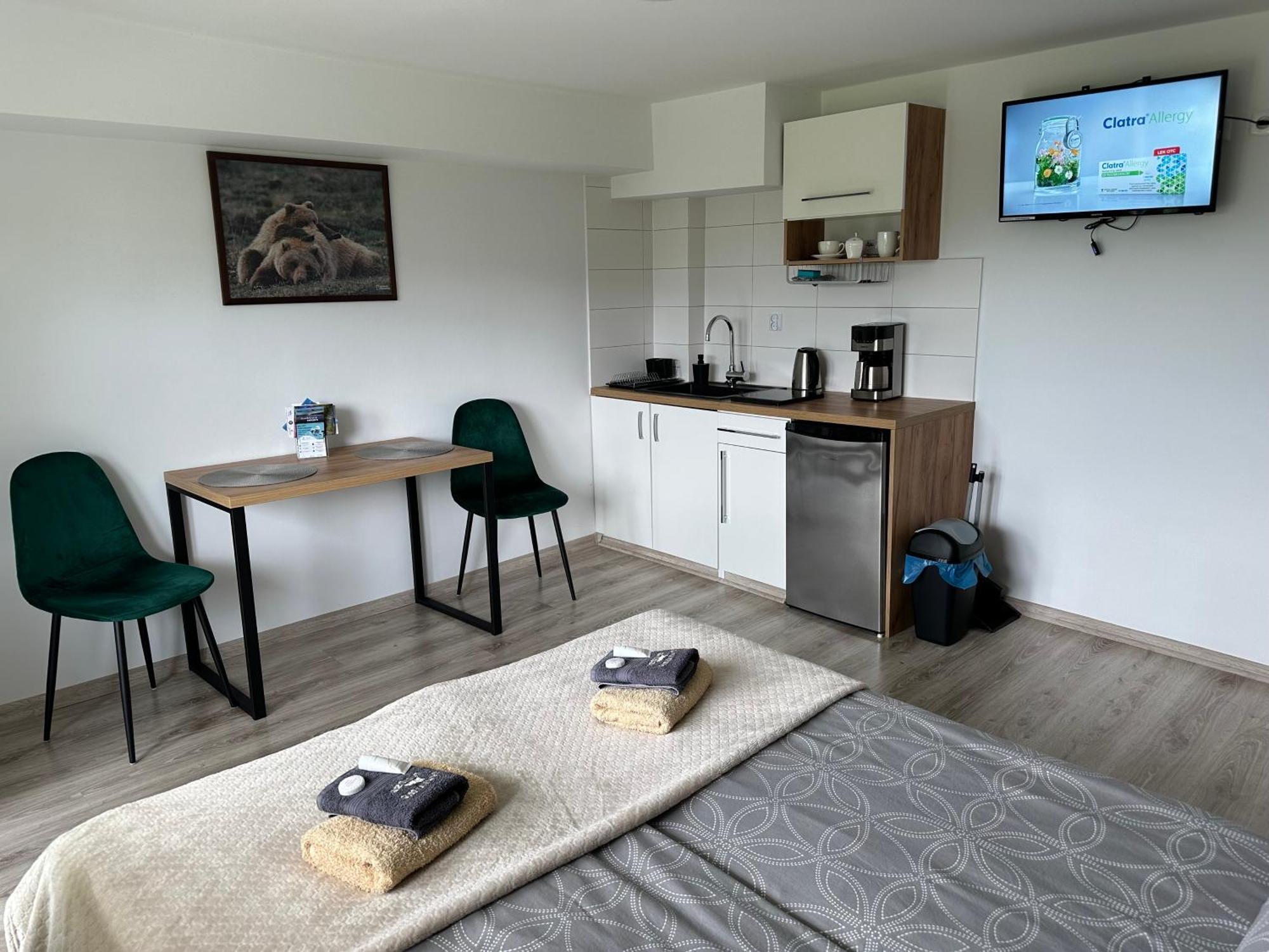 Zamkowe Zacisze Apartment ชอร์ชติน ภายนอก รูปภาพ
